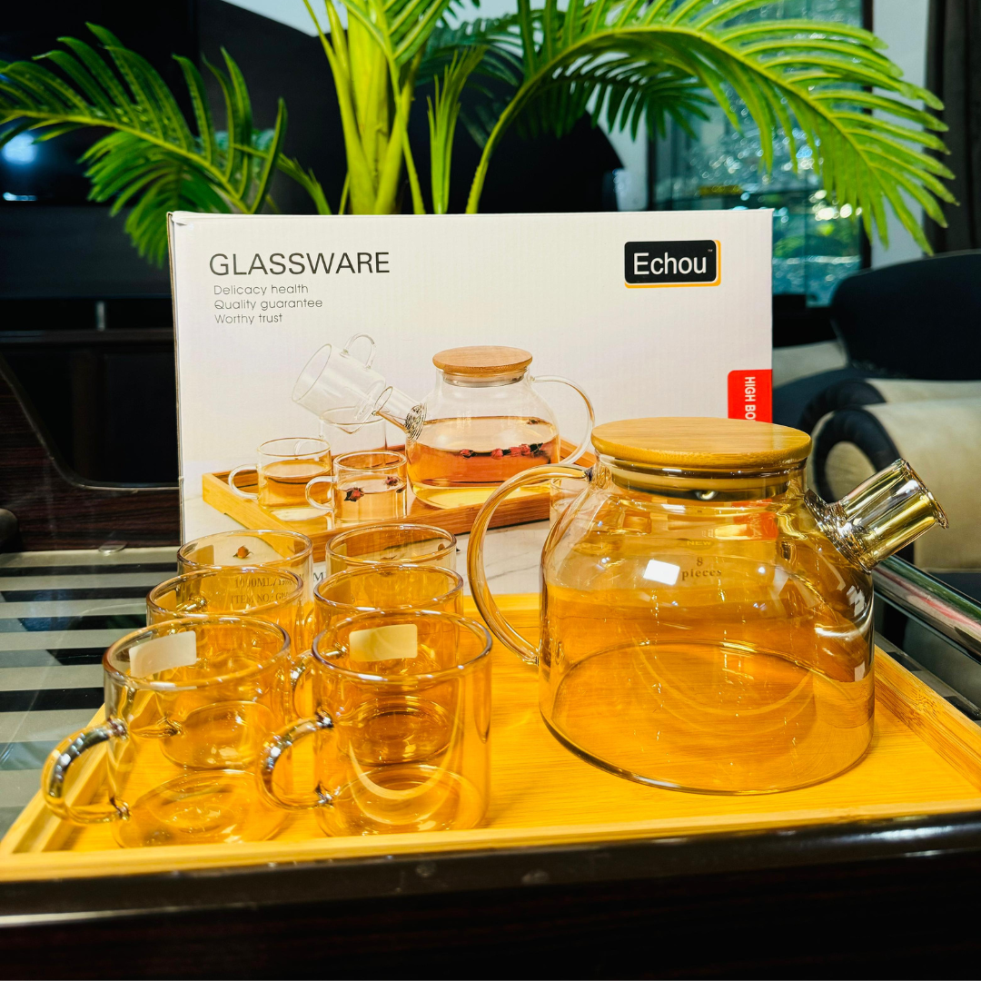 Glass Kettle with 6 glass cups and Bamboo Tray